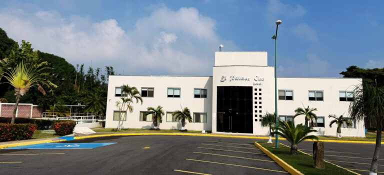El Palmar Inn